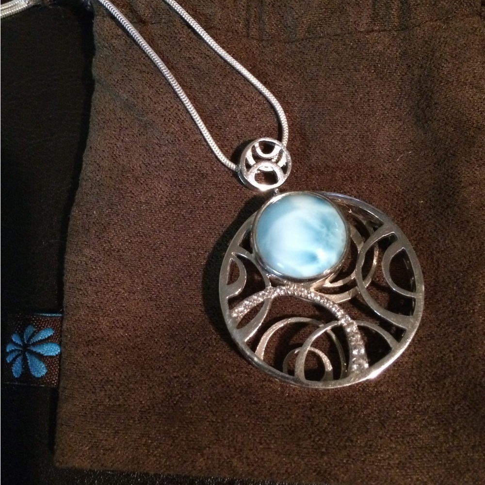 Gorgeous Authentic Marahlago Adjustable Necklace!!